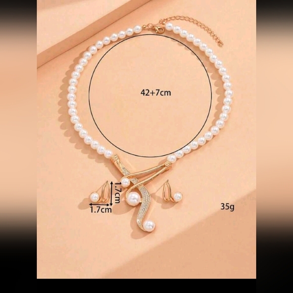 #126. Circular Faux Pearl Necklace & Geometric Circular Faux Pearl Earrings - Picture 3 of 4